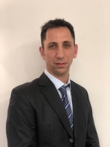 זגול תום, עו\